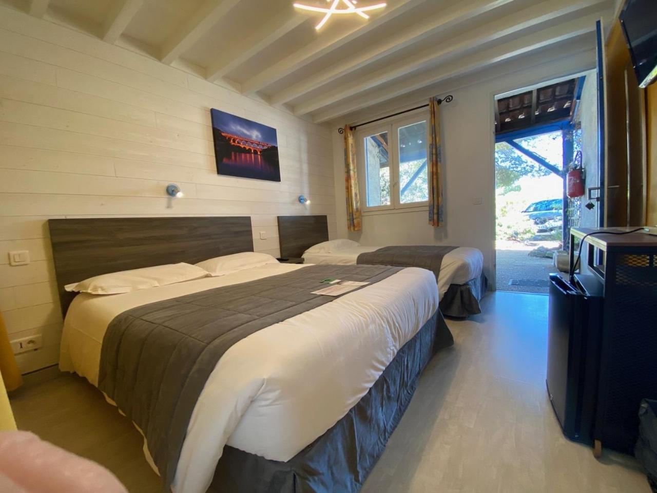 Hotel Des 4 Vents "Esprit Camargue" Aigues-Mortes Kültér fotó