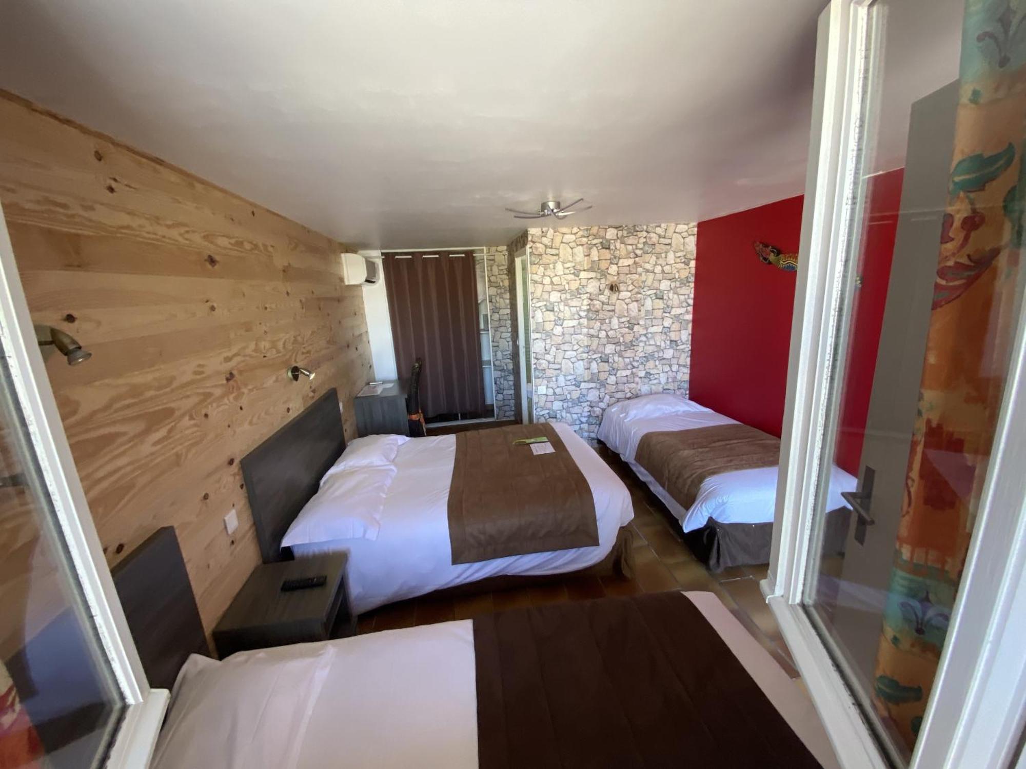 Hotel Des 4 Vents "Esprit Camargue" Aigues-Mortes Szoba fotó