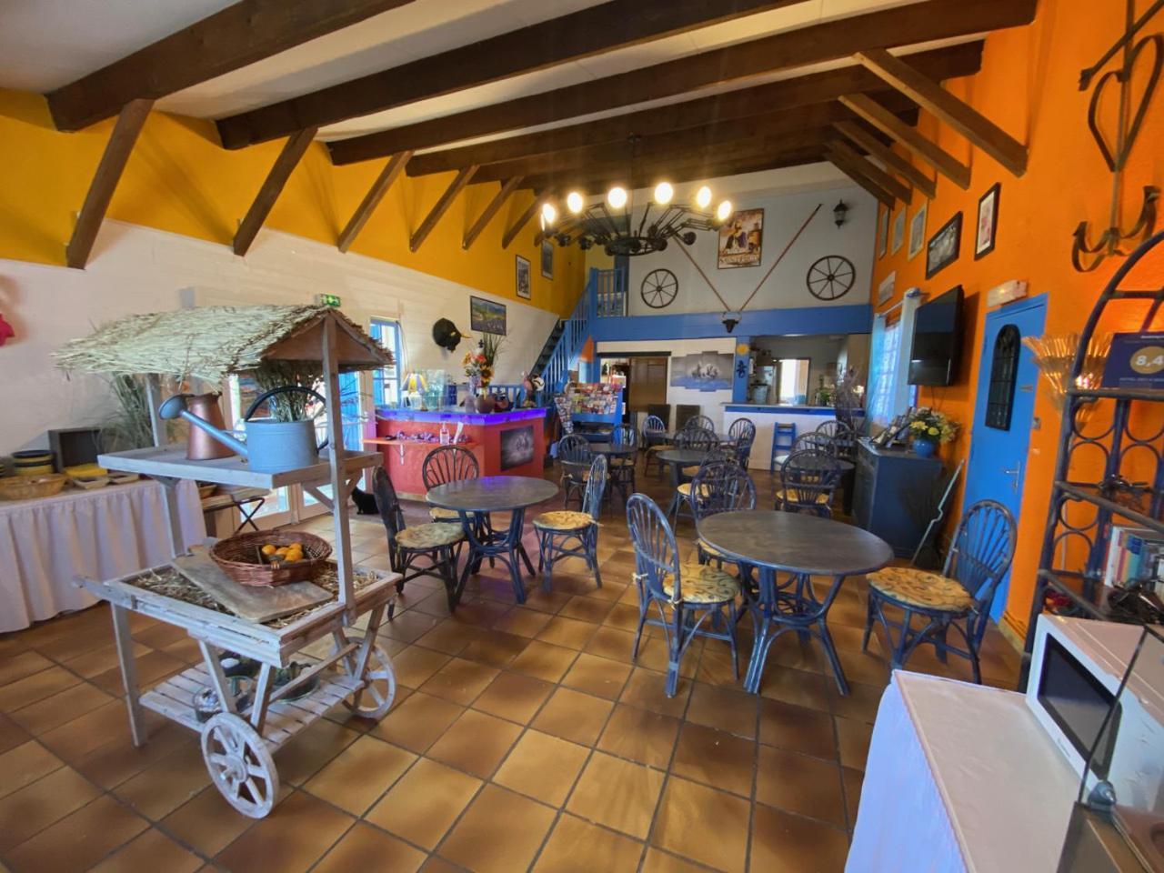 Hotel Des 4 Vents "Esprit Camargue" Aigues-Mortes Kültér fotó